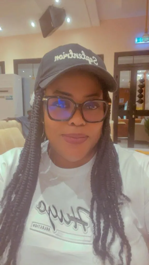 Elisé à la casquette